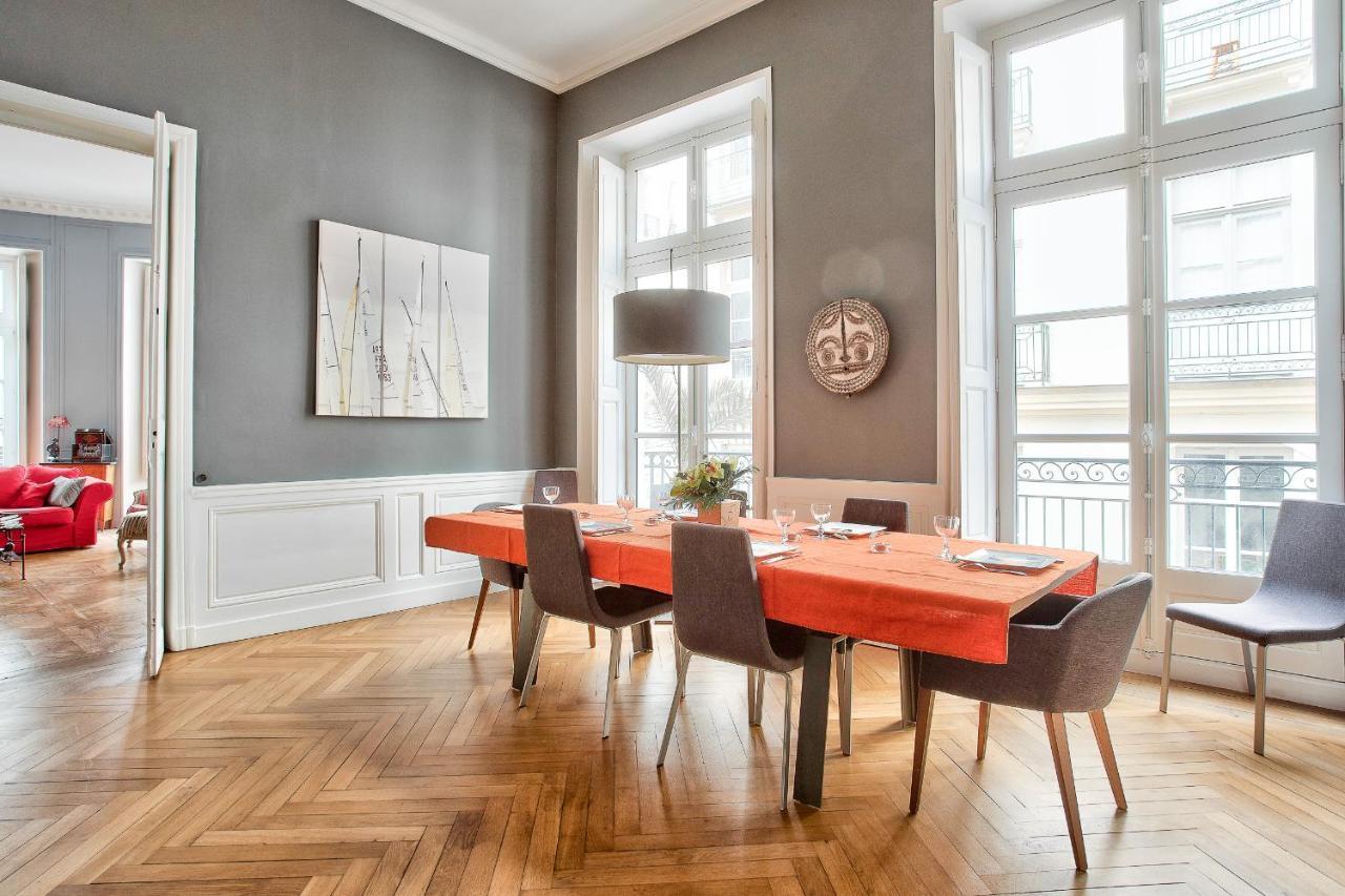En Plein Centre Ville Appartement D'Exception Nantes Eksteriør bilde